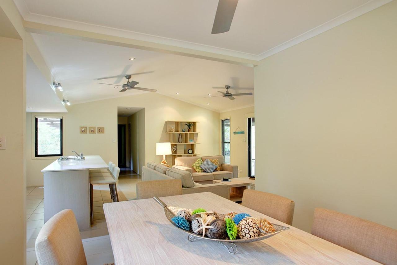6 Orania Court Rainbow Shores Рэйнбоу-Бич Экстерьер фото